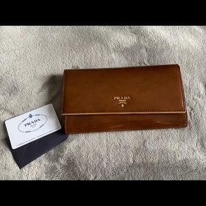 Price drop ❗️Authentic Prada Wallet